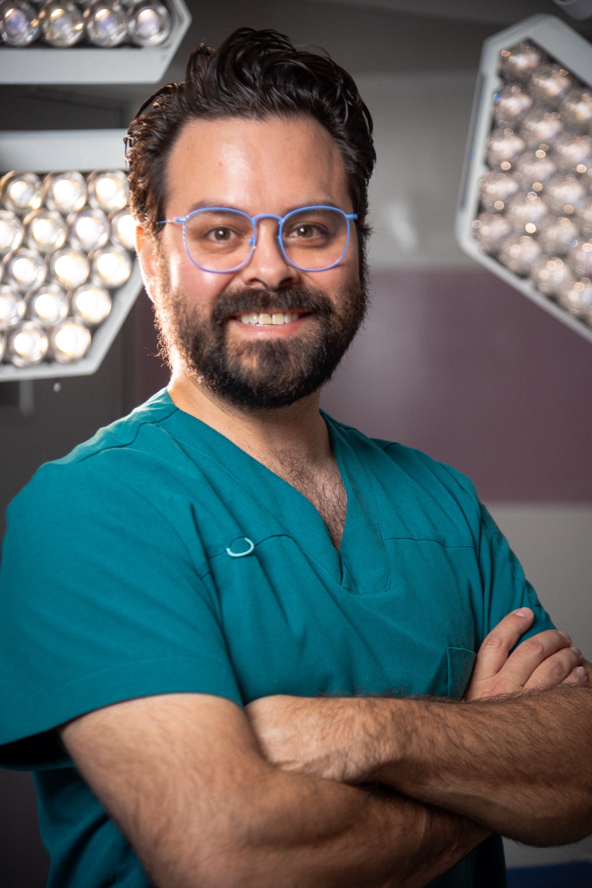 Dr. Edgar Núñez García, Cirujano General